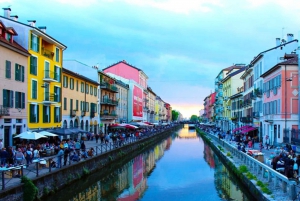 Milan: Navigli District Canal Boat Tour with Aperitivo