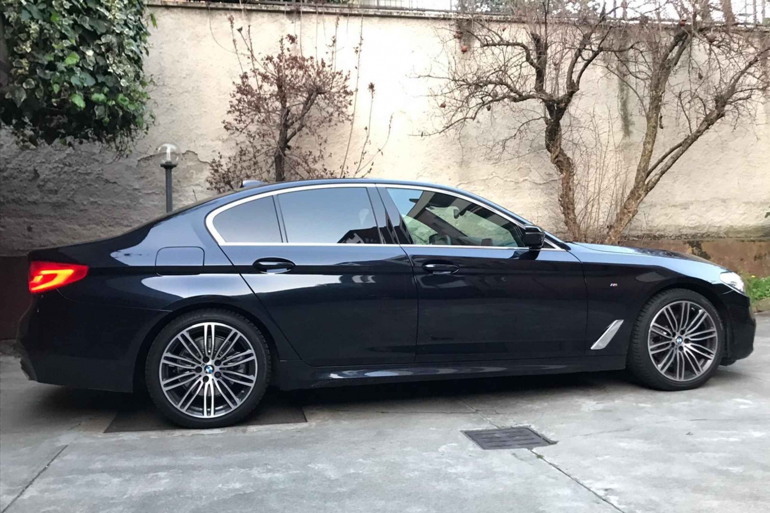 Milano: Transfer aeroportuale Orio al Serio BGY AUTO SEDAN E CLASSE