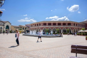 Milan: Serravalle Designer Outlet Roundtrip Bus Transfer