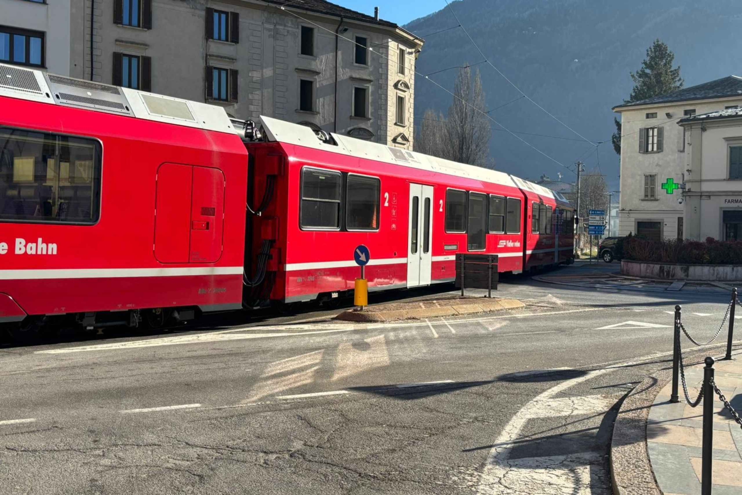 Retki Milanosta: Tirano ja kuuluisa pieni punainen juna Saint-Moritziin