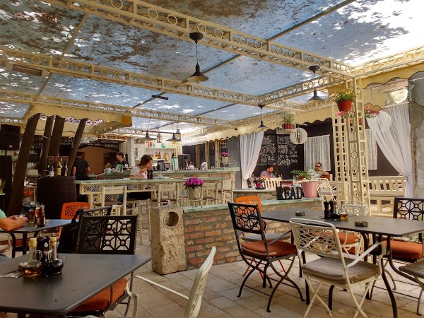 Ladovina Kitchen & Wine Bar