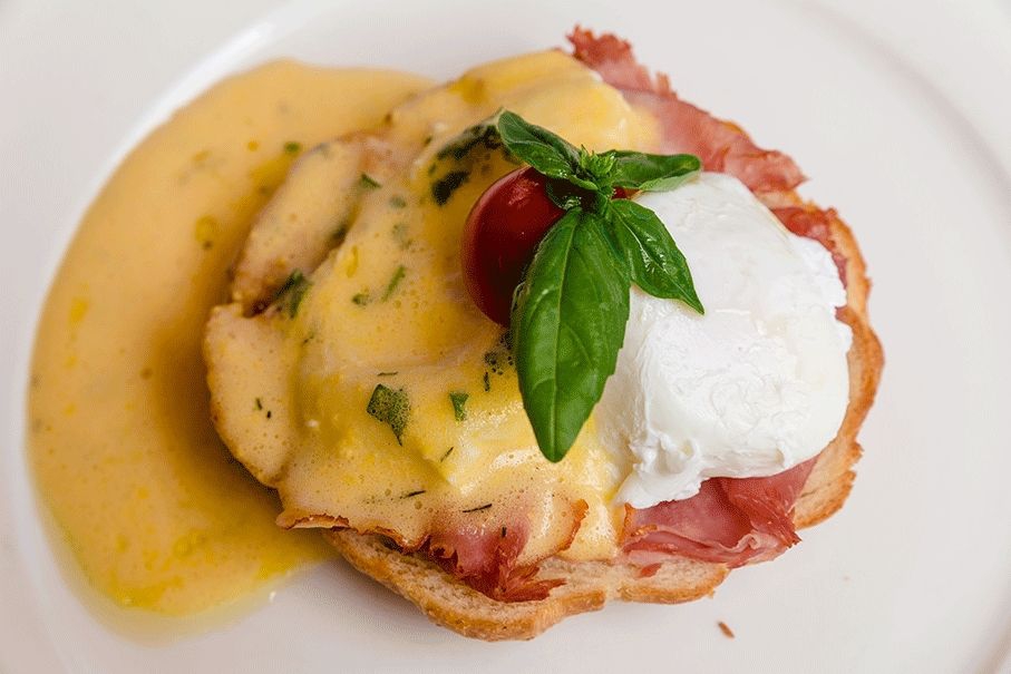 ONE Restaurant & Bar