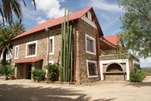 Dusternbrook Safari Guest Farm