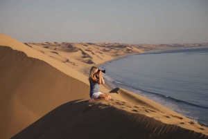 From Walvis Bay: Sandwich Harbor 4x4 Tour