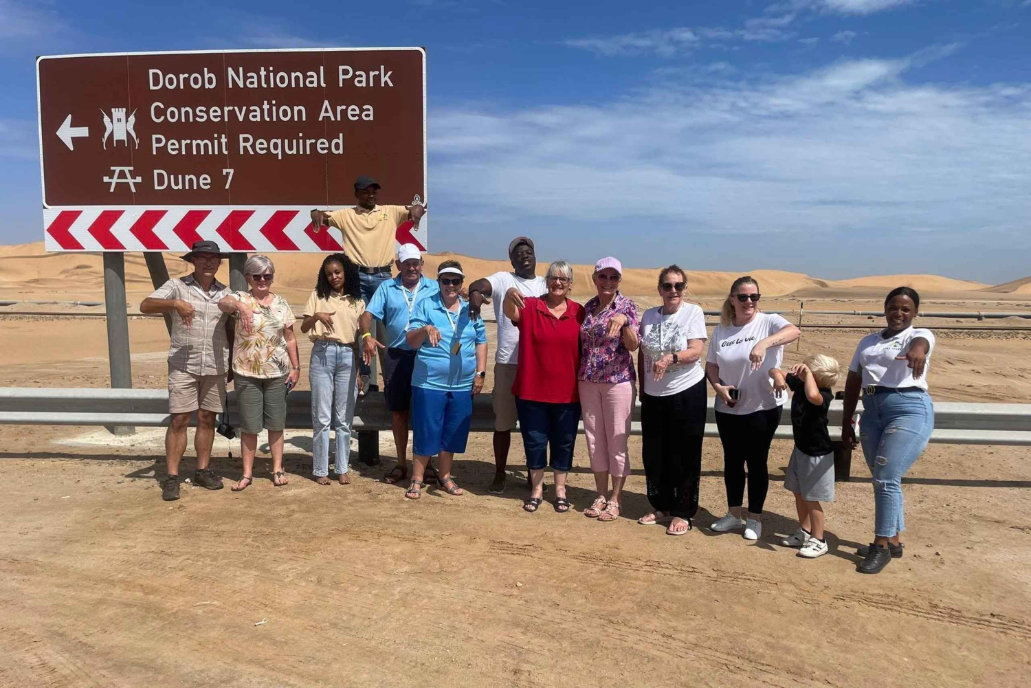 Walvis Bay: Half-Day Tour with Dune 7 and Pink Lake