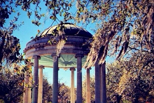 New Orleans: 2.5-Hour City & Cemetery Tour by Bus