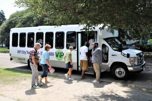 New Orleans: 2.5-Hour City & Cemetery Tour by Bus
