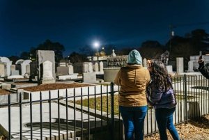 New Orleans: Cemetery Bus Tour At Dark with Exclusive Access