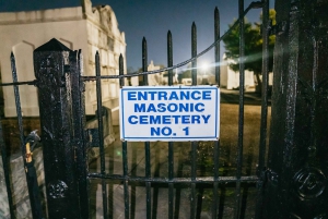 New Orleans: Cemetery Bus Tour At Dark with Exclusive Access