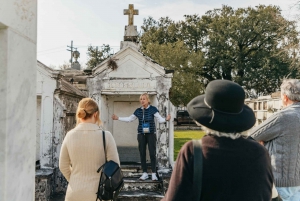 New Orleans: Guided City Sightseeing Tour by Bus