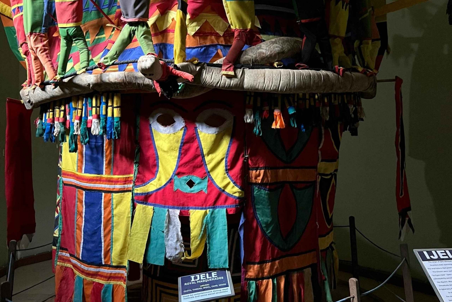 Enugu: Tour de la ciudad con el bosque de pinos de Ngwo y la cascada