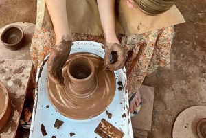 Замки, глина и культура: день в Низве и Бахле