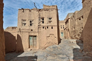 Au départ de Mascate : journée complète à Nizwa-Misfat Al Abriyeen-Al Hamra