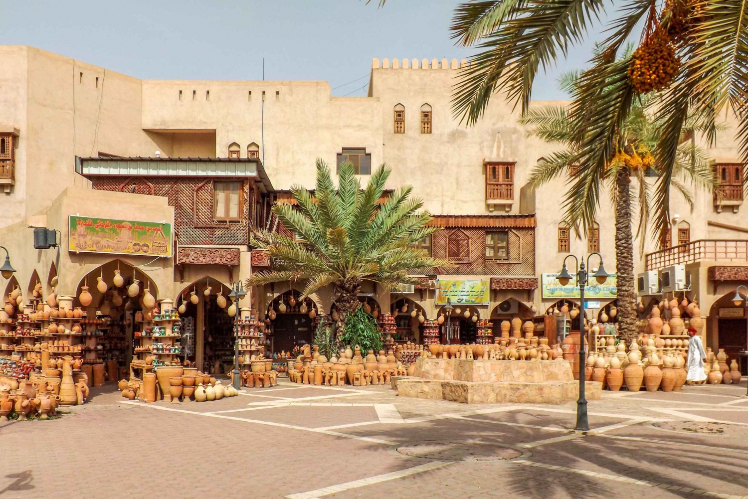 Całodniowa wycieczka w Omanie: Czarujące forty Nizwa i Jabreen