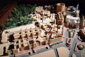 Całodniowa wycieczka w Omanie: Czarujące forty Nizwa i Jabreen