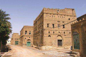 Hajar Mountains: Private Day Trip from Muscat