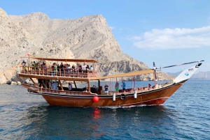 Khasab: Dolphin Watching Day Tour with Snorkeling & Lunch