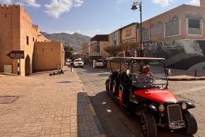 Muscat: avventura in 4x4 attraverso Jebel Akhdar e Nizwa