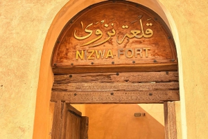 Muscat: avventura in 4x4 attraverso Jebel Akhdar e Nizwa