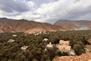 Muscat: avventura in 4x4 attraverso Jebel Akhdar e Nizwa