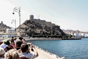Muscat: Big Bus Hop-On Hop-Off Sightseeing Tour