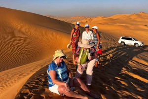 Mascate: safari nel deserto alle Wahiba Sands e sand bashing al tramonto