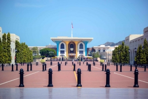 Muscat Half-Day City Tour with Audio Guiding