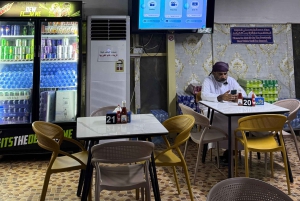 Mascate: tour dello shawarma con guida locale e pick-up