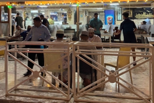 Mascate: tour dello shawarma con guida locale e pick-up