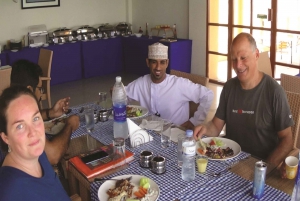 Muscat: Wadi Shab and Bimah Sinkhole Tour with Audio Guide