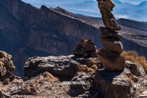 マスカット発：グランドキャニオンとニズワ日帰り旅行