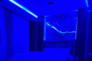 Omã: excursão de aventura de 5 dias com fortes, souqs e montanhas