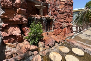 Omã: excursão de aventura de 5 dias com fortes, souqs e montanhas