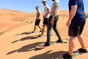 Omã: Areias de Wahiba, Wadi Bani Khalid e Passeio pelo Deserto