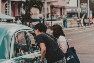現地のお出迎えスタッフと行くマスカットの夕日と海辺を楽しむプライベートツアー（4時間）