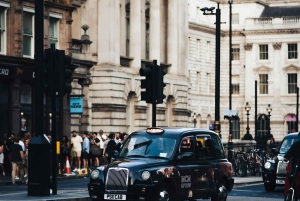 現地のお出迎えスタッフと行くマスカットの夕日と海辺を楽しむプライベートツアー（4時間）