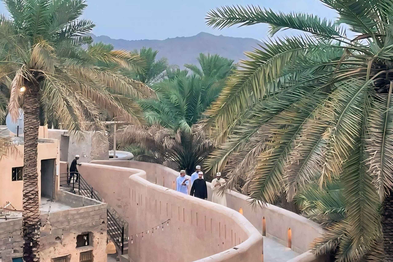 Tour privato: Nizwa e la Montagna Verde – dove la storia incontra la natura