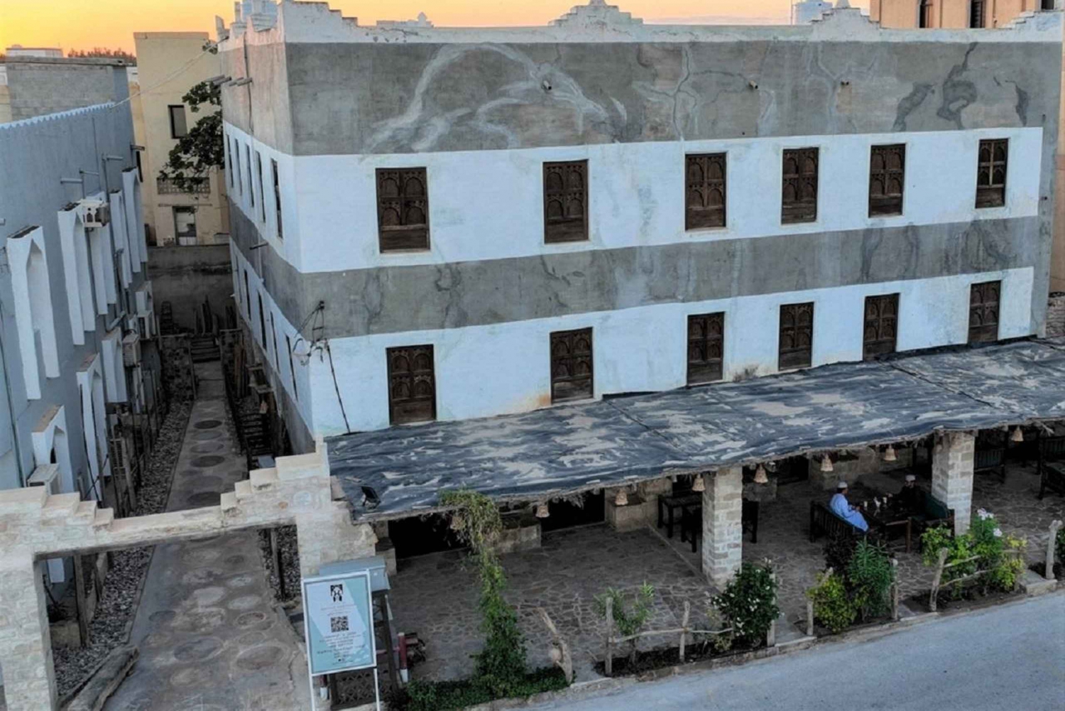 タカ旧市街：ウォーキングツアー（昼食付