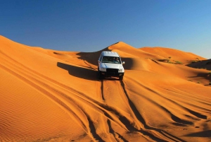 Mascate: safari nel deserto alle Wahiba Sands e sand bashing al tramonto