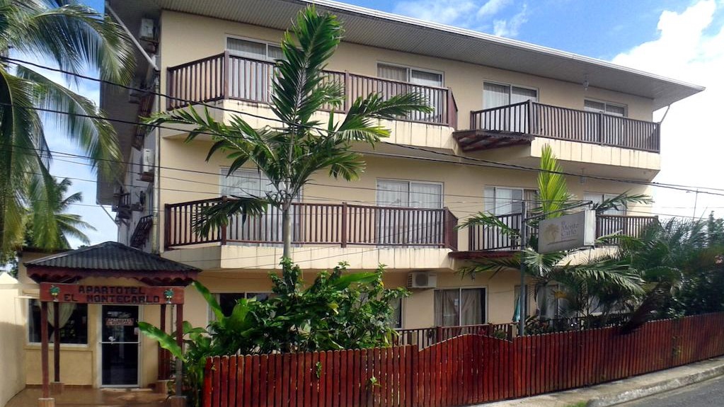 El Montecarlo Aparthotel Suites