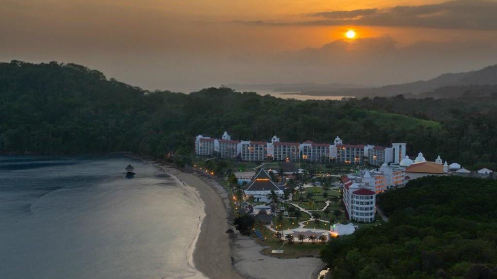 Intercontinental Playa Bonita Resort & Spa