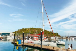 Panama: All-Inclusive Taboga Island Catamaran Cruise