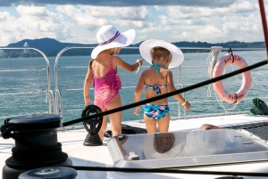 Panama: All-Inclusive Taboga Island Catamaran Cruise