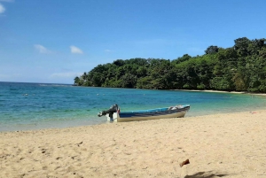 Panama City: Isla Grande Beach and Portobelo Private Tour