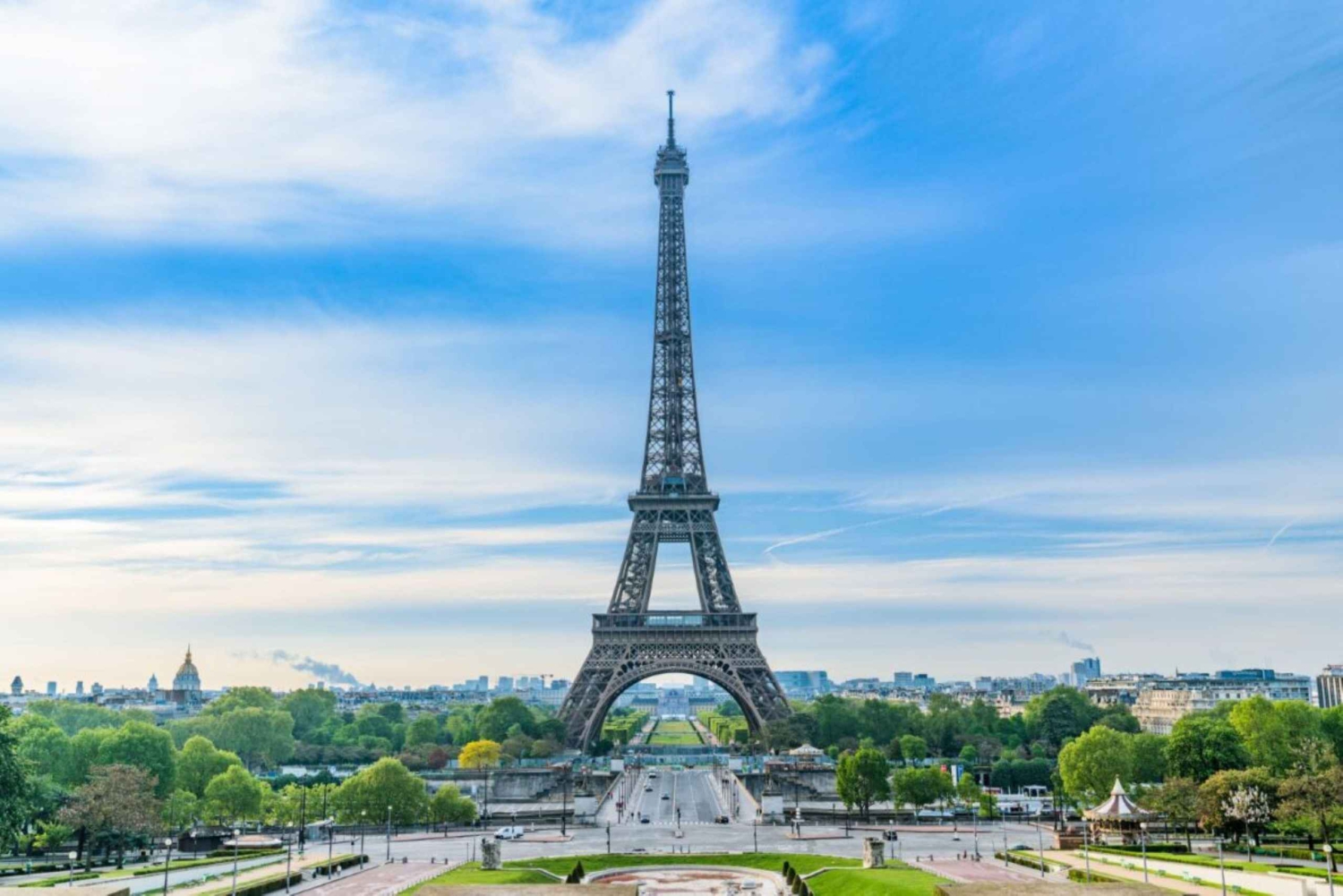 Da Londra: tour di un giorno a Parigi con pranzo con champagne alla Torre Eiffel