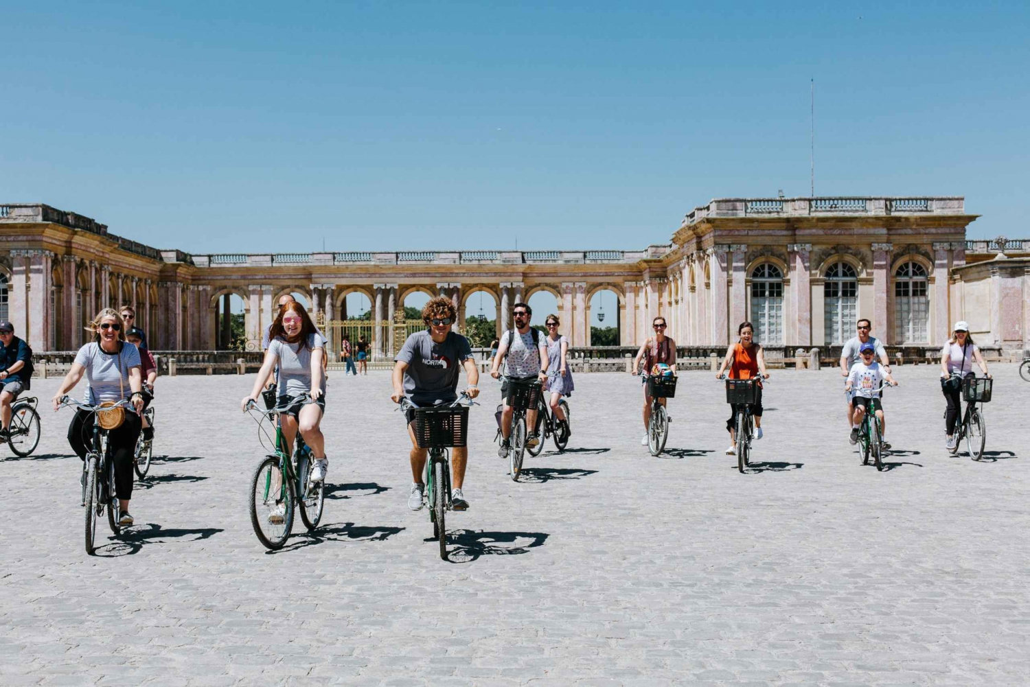 Da Parigi: Tour in bicicletta a Versailles con ingresso programmato al palazzo