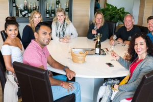 Desde París: Excursión de un día al champán en grupo reducido con seis catas