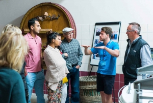 Desde París: Excursión de un día al champán en grupo reducido con seis catas