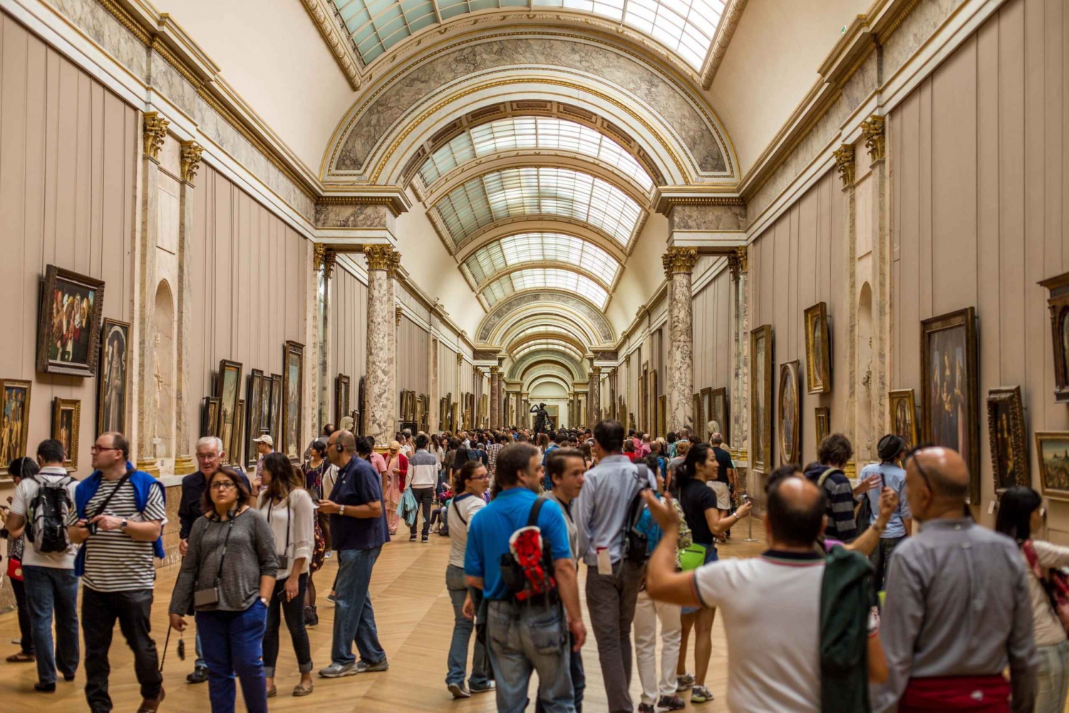 Louvre Museum: Skip-the-Line Guided Tour