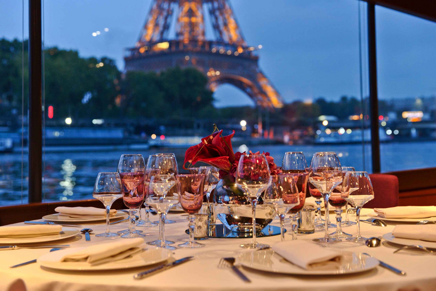 Croisière sur la Seine et dîner du Nouvel An à Paris